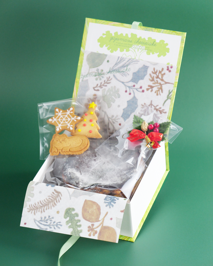 【冷凍配送】季節限定gajumaruのクリスマスケーキ〈ピスタチオバスクチーズケーキ12cm〉