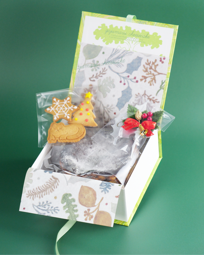 【冷凍配送】季節限定gajumaruのクリスマスケーキ〈バスクチーズケーキ12cm〉